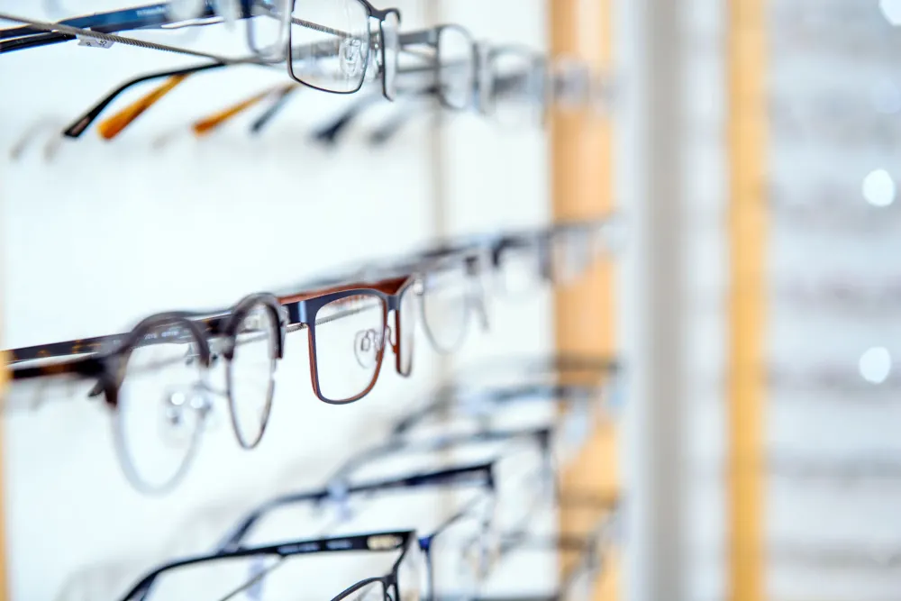 rangée de lunettes