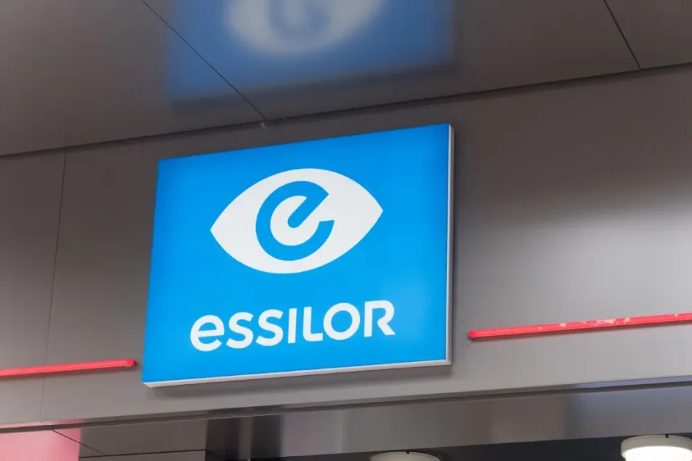 Verres Essilor près de Ranville